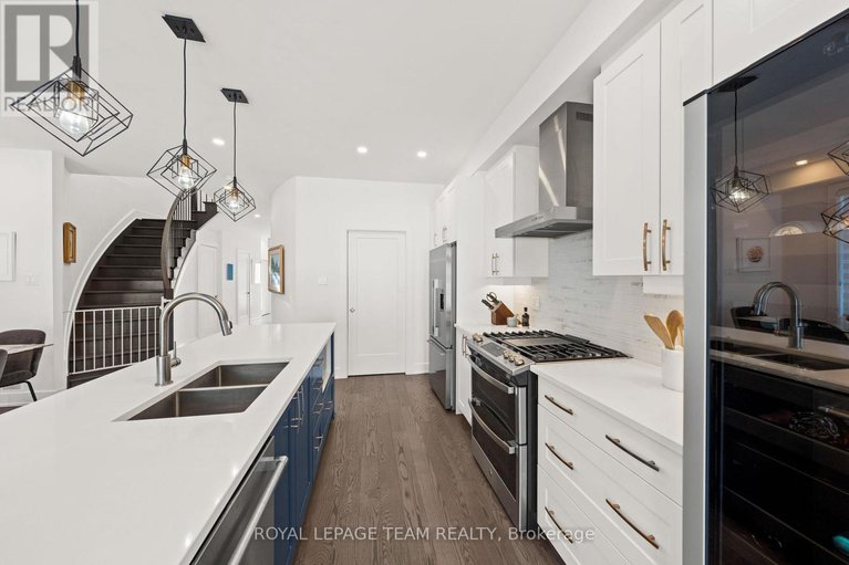 29445575/143-avro-circle/cfb-rockcliffe-and-area/ottawa/ontario/K1K4K7_10