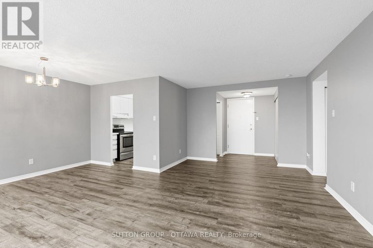 28457125/1111-2760-carousel-crescent/emerald-woodssawmill-creek/ottawa/ontario/K1T2N4_12