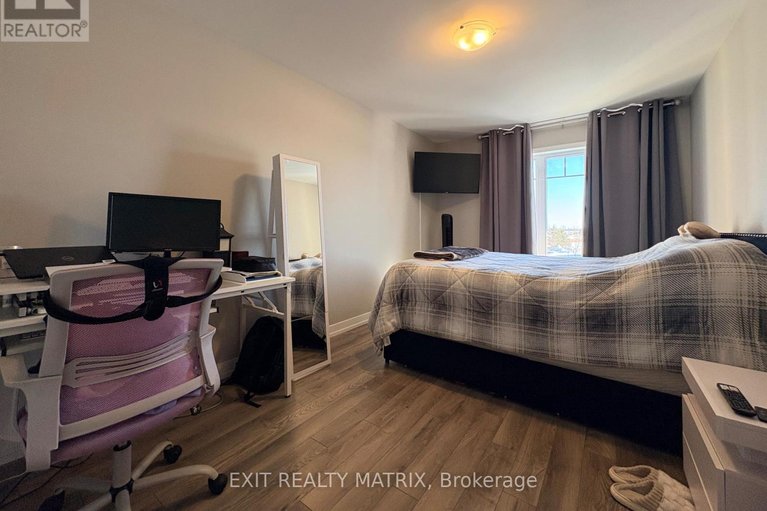 29305104/207-83-st-moritz-trail/embrun/russell/ontario/K0A1W0_14