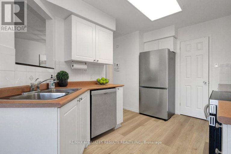 28998618/29-calaveras-avenue/longfields/ottawa/ontario/K2J4Z8_17