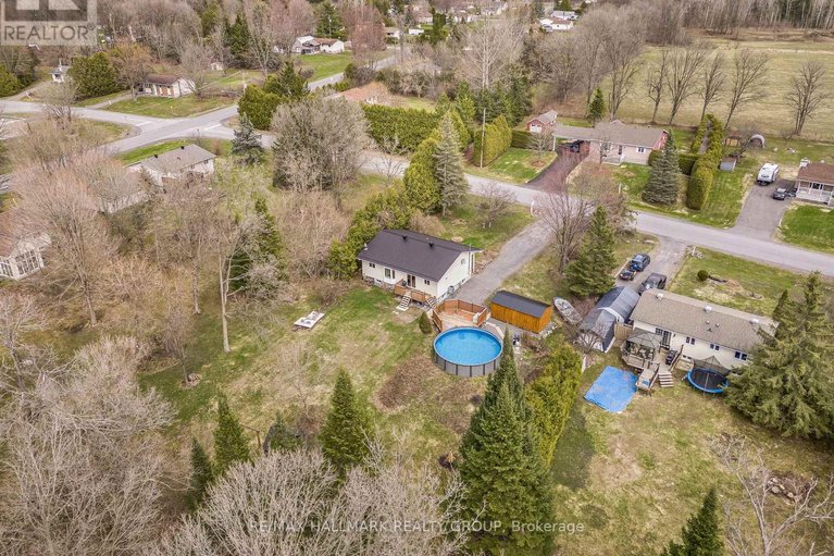 29643565/1-clarence-court/clarencerockland-twp/clarence-rockland/ontario/K4K1K7_3