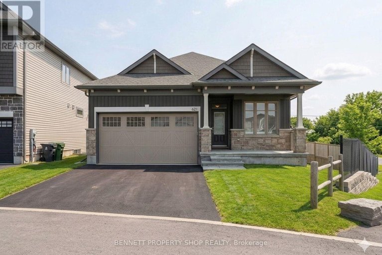 29589399/621-enclave-lane/town-of-rockland/clarence-rockland/ontario/K4K0M8_1