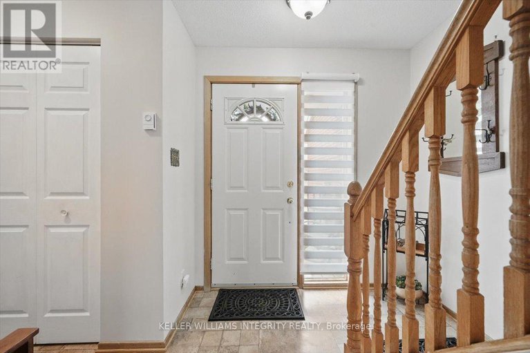 28473726/1954-catherine-street/town-of-rockland/clarence-rockland/ontario/K4K1H6_4