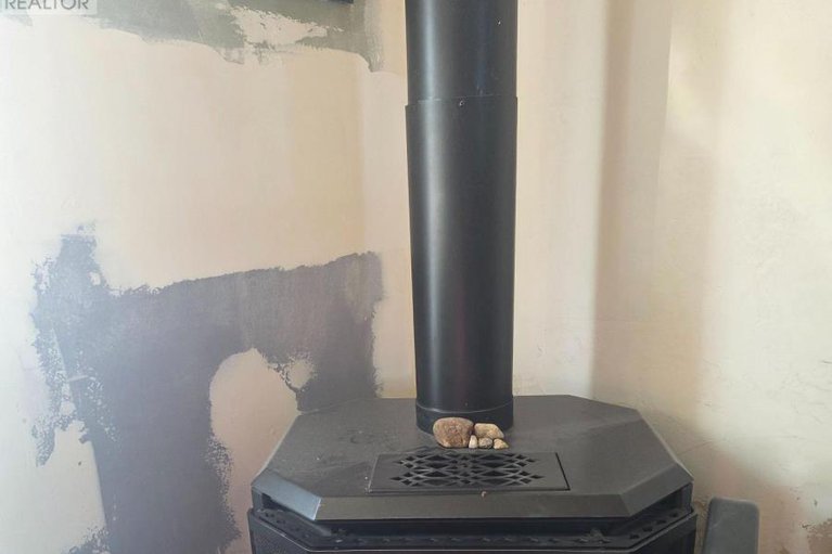 29418518/56-marlborough-street/maxville/north-glengarry/ontario/K0C1T0_6