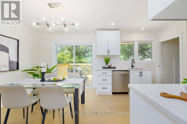 28656058/1666-fisher-avenue/borden-farmstewart-farmcarleton-heightsparkwood-hills/ottawa/ontario/K2C1X7_7