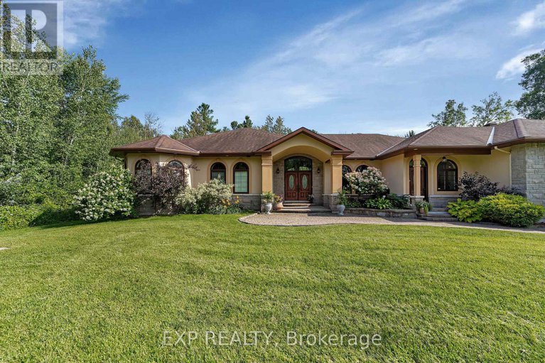 28473825/104-sentinel-pine-way/huntley-ward-south-east/ottawa/ontario/K0A1L0_1