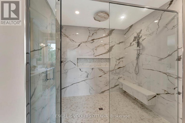 28838272/14-belton-avenue/stittsville-central/ottawa/ontario/K2S1G7_34