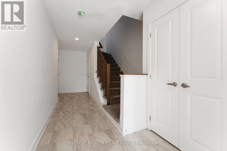 28858842/870-anciano-crescent/emerald-meadowstrailwest/ottawa/ontario/K2S2R8_5