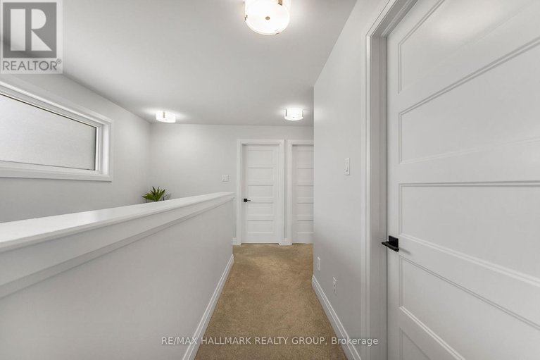28591782/2012-berne-street/embrun/russell/ontario/K0A1W0_35