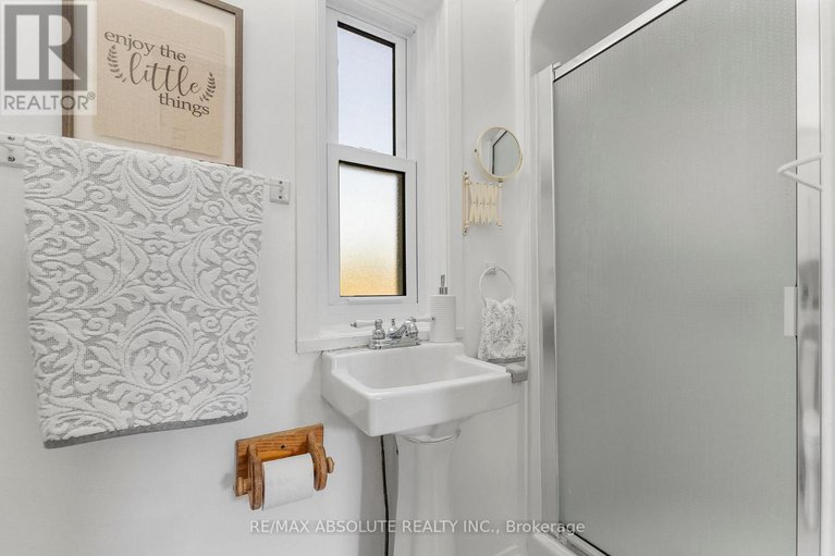 28469418/167-macfarlane-street/pakenham/mississippi-mills/ontario/K0A2X0_15