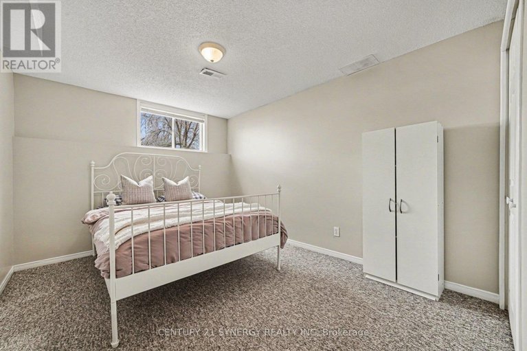 29613817/471-dalrymple-drive/town-of-rockland/clarence-rockland/ontario/K4K1G6_26