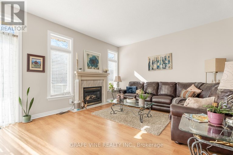 28389612/60-sable-run-drive/stittsville-central/ottawa/ontario/K2S1W7_11