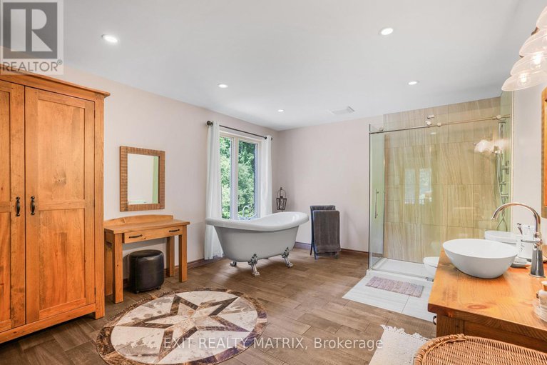 28707413/3245-pattee-road/east-hawkesbury-twp/east-hawkesbury/ontario/K6A2R2_27