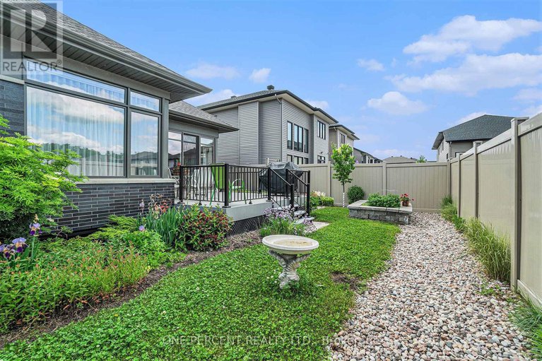 28491437/123-pathfinder-way/riverside-southgloucester-glen/ottawa/ontario/K1X0C9_35