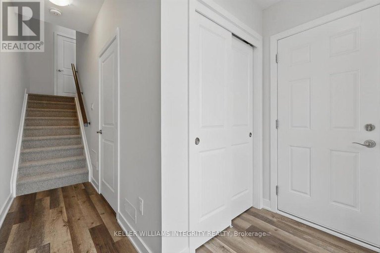 28121067/541-lourmarin-private/notting-hillsummerside/ottawa/ontario/K4A5M2_4
