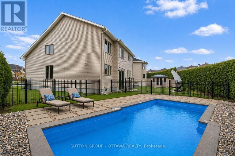 29658286/1969-plainhill-drive/notting-hillsummerside/ottawa/ontario/K4A0G1_26