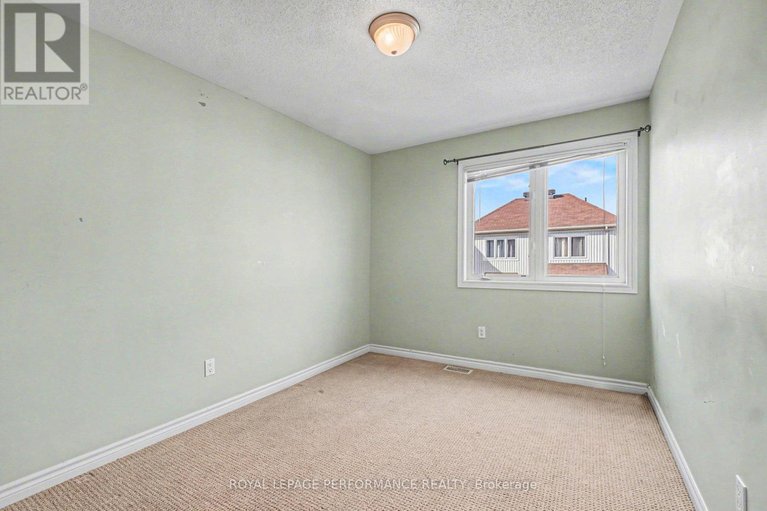 29581427/2733-grand-canal-street/half-moon-bay/ottawa/ontario/K2J0T1_21