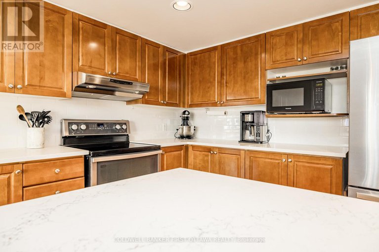 29047909/491-meadowbreeze-drive/emerald-meadowstrailwest/ottawa/ontario/K2M2T6_14