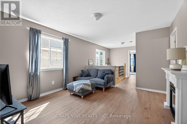 28705386/21-fieldberry-private/stonebridge/ottawa/ontario/K2J5E8_22