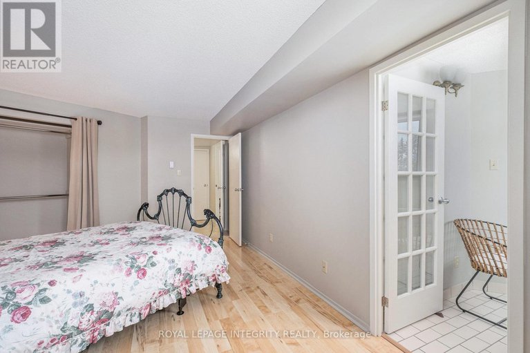 29107504/210-1025-grenon-avenue/fairfield-heights/ottawa/ontario/K2B8S5_21