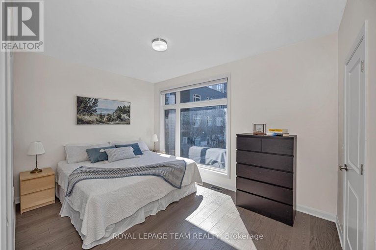 29671004/338-foliage-private/redwood-park/ottawa/ontario/K2H0C5_17