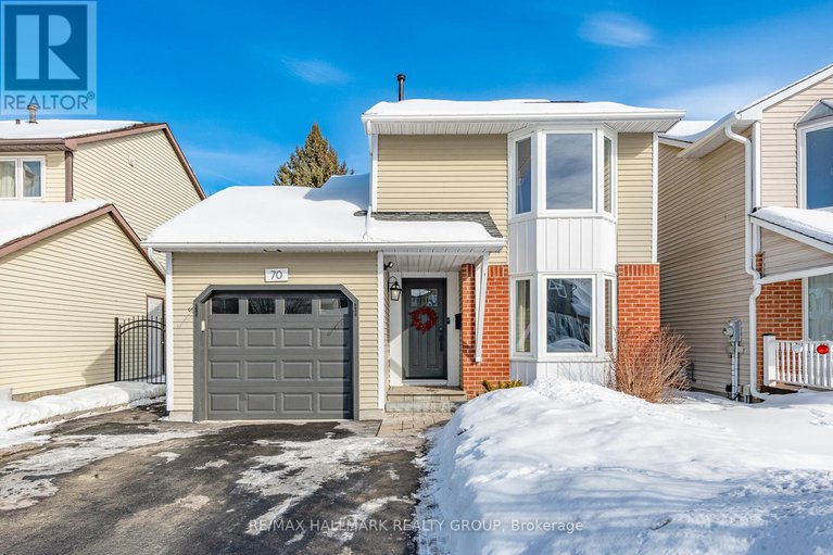 29349068/70-melanie-crescent/glencairnhazeldean/ottawa/ontario/K2L2J8_2