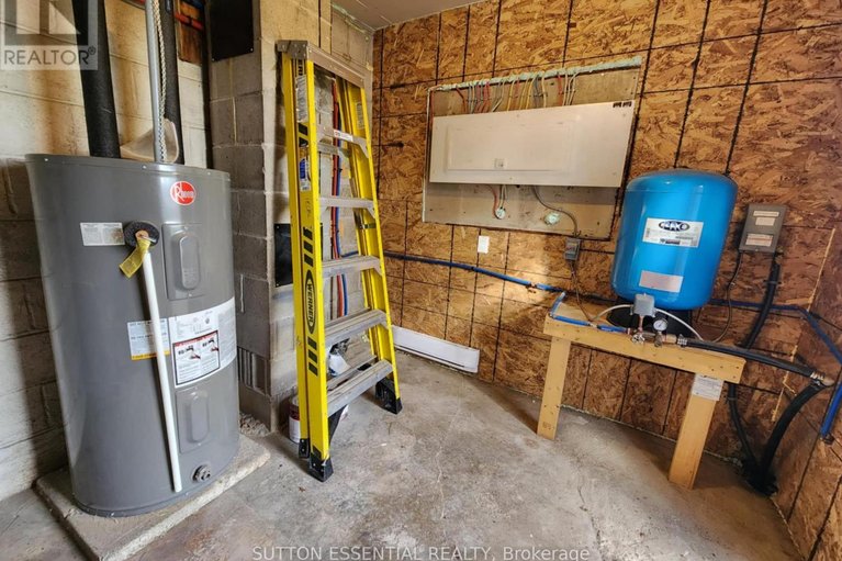 29461393/7794-county-road-21-road/augusta-twp/augusta/ontario/K0E1X0_27