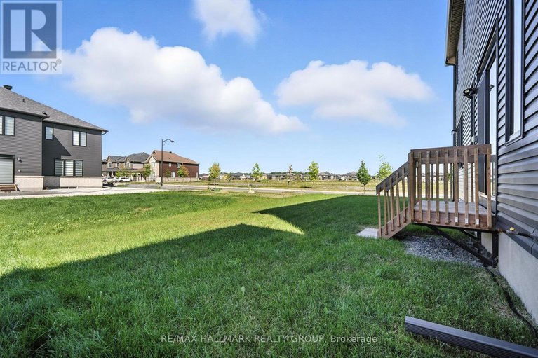 28632471/547-anchor-circle/mahogany-community/ottawa/ontario/K4M0N4_37