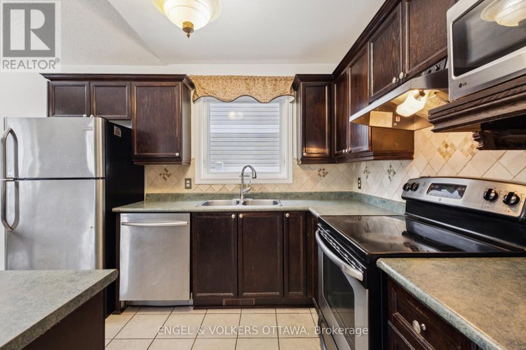 28798692/2213-noblewood-way/orleans-village/ottawa/ontario/K1W1E7_18