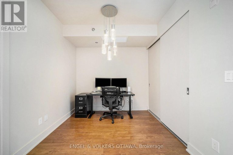 29555495/605-7-marquette-avenue/vanier/ottawa/ontario/K1L8A7_25