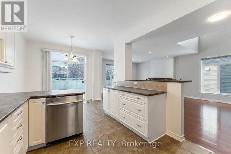 29186601/119-anfield-crescent/barrhaven-east/ottawa/ontario/K2G7B7_22