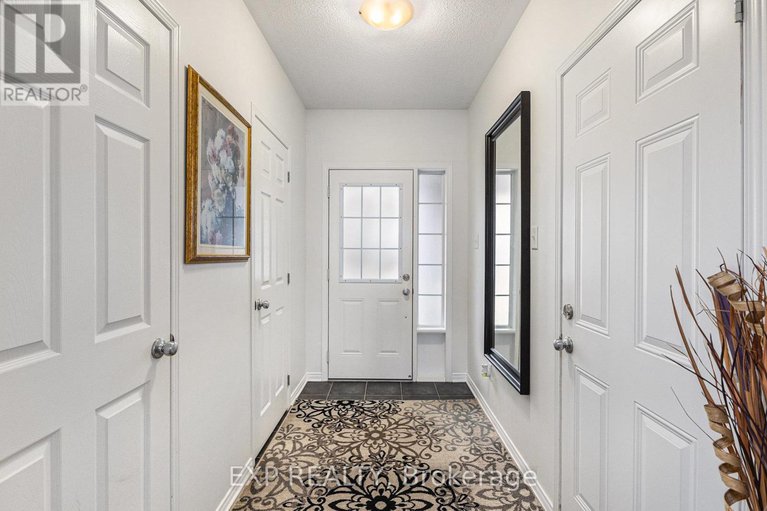 29369777/407-heathrow-private/stittsville-south/ottawa/ontario/K2S0M9_4