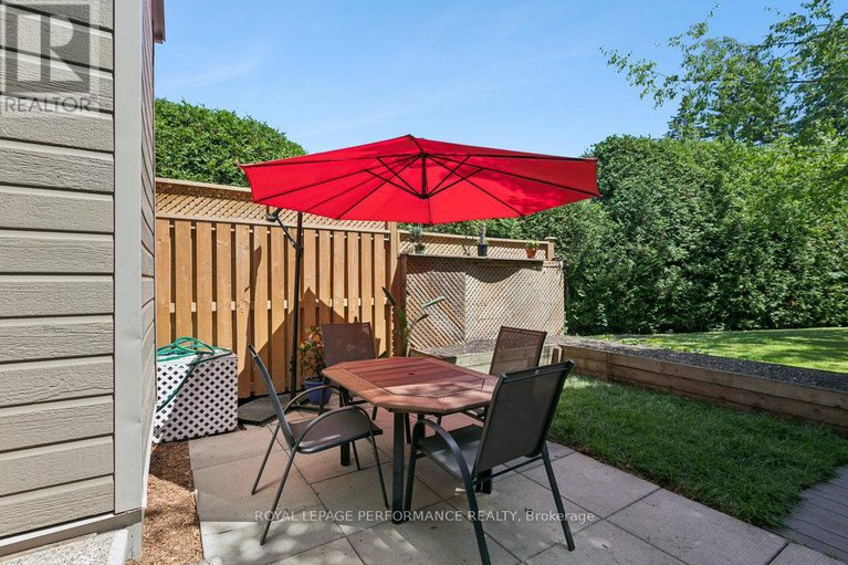 28575649/75-1646-du-sommet-place/chateauneuf/ottawa/ontario/K1C4Y9_46