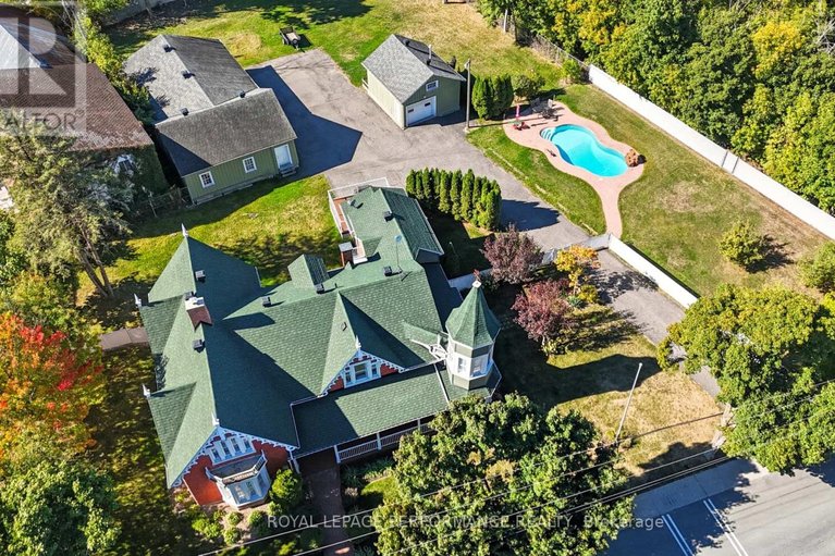 29482695/8-john-street/lorignal/champlain/ontario/K0B1K0_48