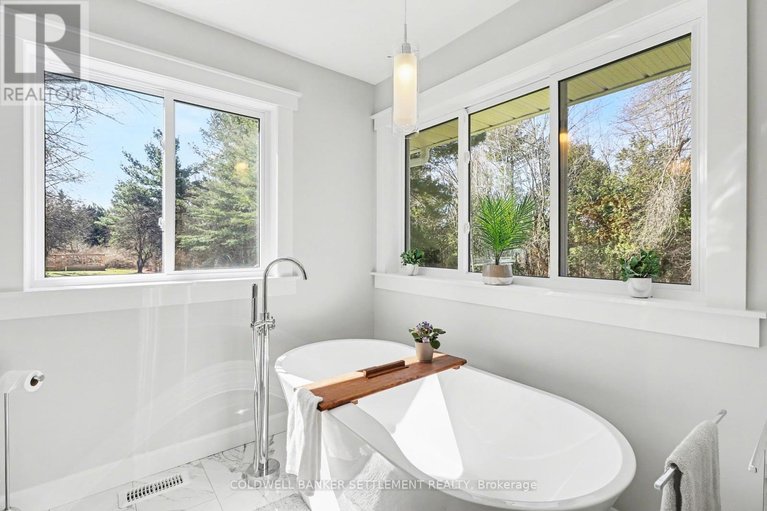 29654962/135-barr-place/drummondnorth-elmsley-north-elmsley-twp/drummondnorth-elmsley/ontario/K7H3C7_16