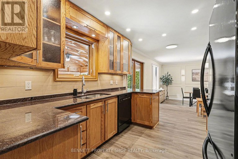 29404240/216-macdougall-street/village-of-russell/russell/ontario/K4R1A5_10