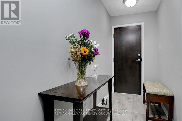 29241298/1-486-via-verona-avenue/longfields/ottawa/ontario/K2J6B3_6