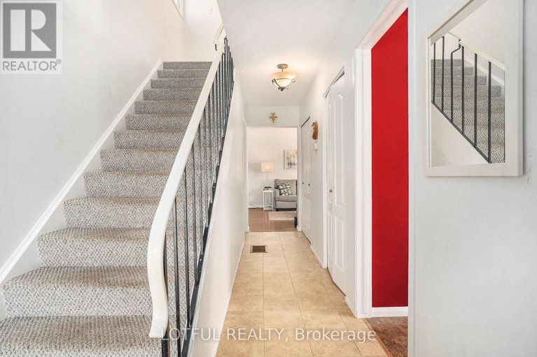 29061693/427-kintyre-private/carleton-square/ottawa/ontario/K2C3M9_18