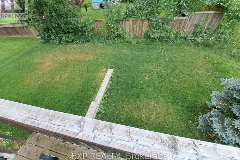 29499934/159-loreka-court/stittsville-north/ottawa/ontario/K2S0N3_45