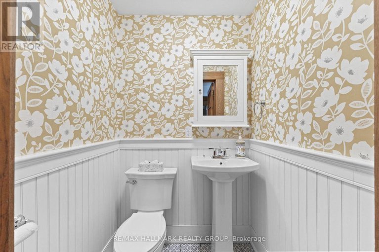 29349954/321-clemow-avenue/glebe/ottawa/ontario/K1S2B7_13