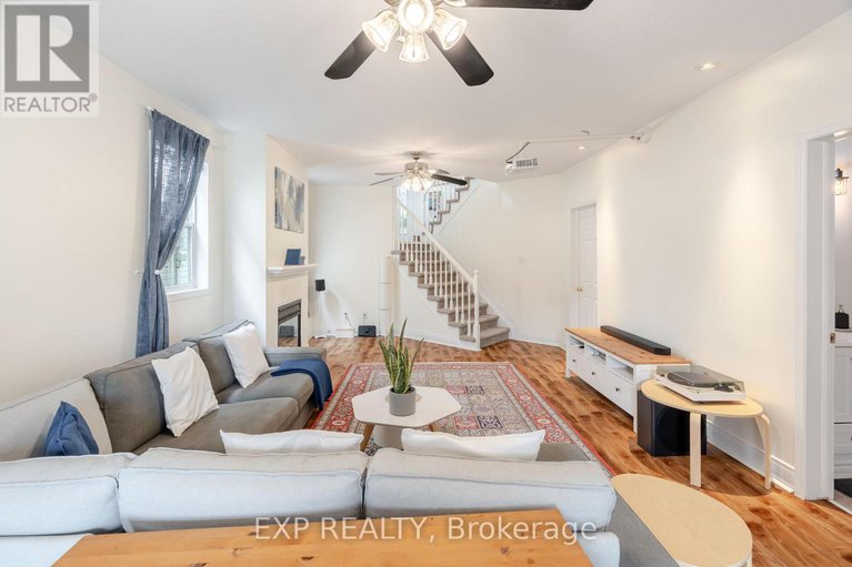 28873619/1562-lisbon-street/fallingbrookpineridge/ottawa/ontario/K4A4B9_40