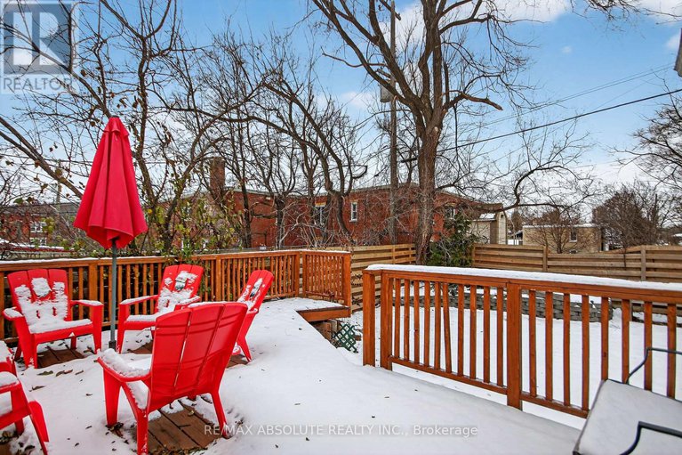 29171817/147-longpre-street/vanier/ottawa/ontario/K1L7J5_40