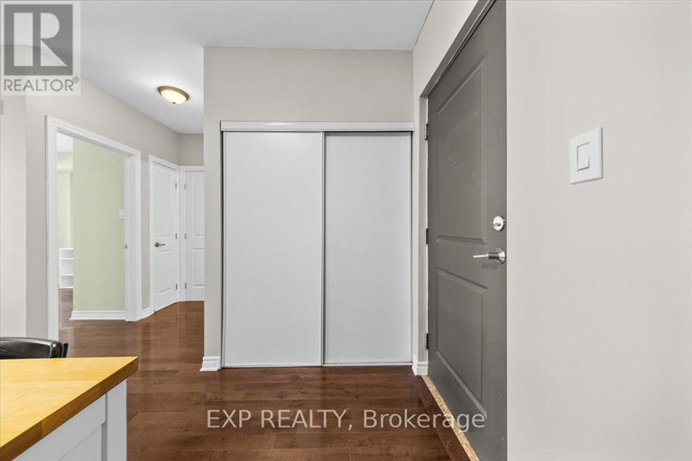 29426375/118-429-kent-street/ottawa-centre/ottawa/ontario/K2P1B5_19