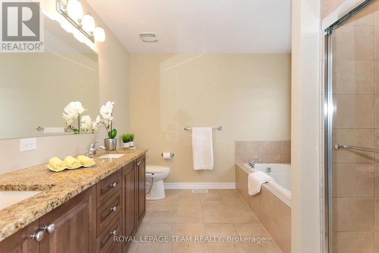 28510374/3519-woodroffe-avenue/strandherd/ottawa/ontario/K2G7A7_28