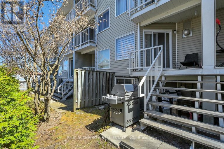 29679354/11-1400-wildberry-court/chapel-hill/ottawa/ontario/K1C7K6_17