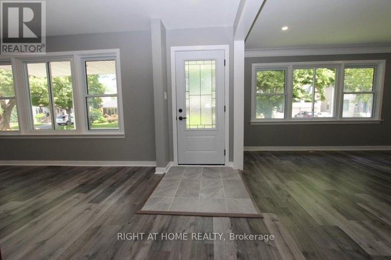 28622547/2216-prospect-avenue/alta-vista/ottawa/ontario/K1H7G3_2