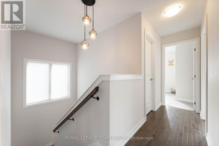 28886490/3040-travertine-way/half-moon-bay/ottawa/ontario/K2J6W9_20