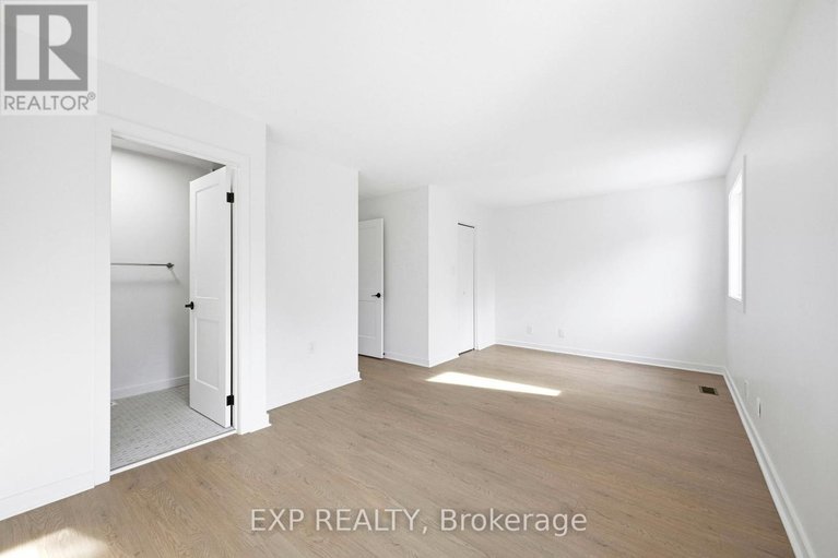 29439803/74-shearer-crescent/katimavik/ottawa/ontario/K2L3N1_12