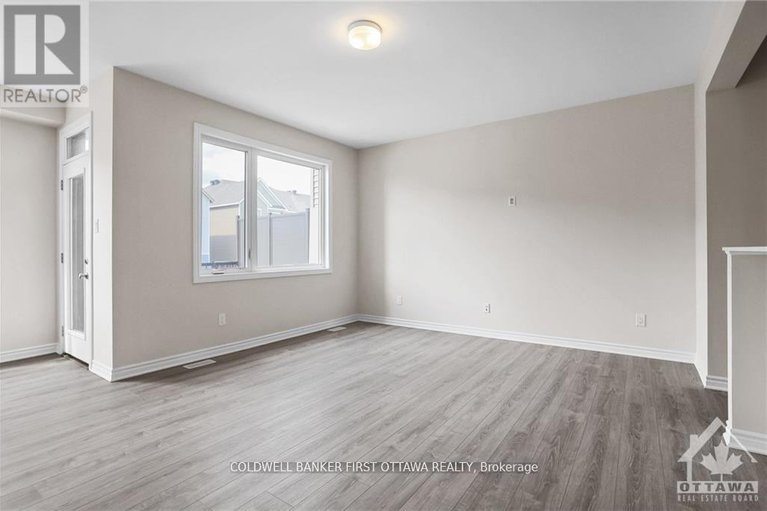 29422755/78-ballinora-lane/stittsville-north/ottawa/ontario/K2S2Z6_16