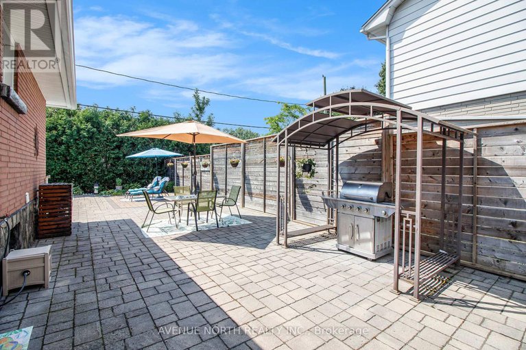 28616382/1228-amesbrooke-drive/copeland-park/ottawa/ontario/K2C2E6_30
